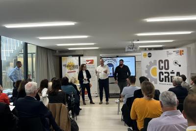 Agrandir l'image 2 sur 4, fenêtre modale